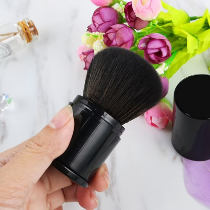 Mini Portable Makeup Brush