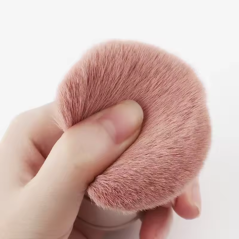 Mini Portable Makeup Brush